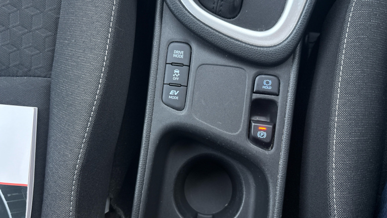 Toyota Yaris 1.5 Hybrid Icon 5dr CVT Hybrid Hatchback